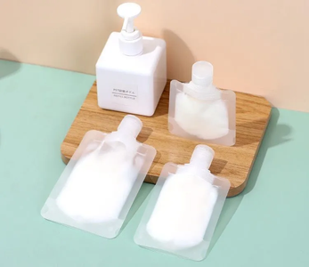 Дорожные флаконы и пакетики для косметики, набор